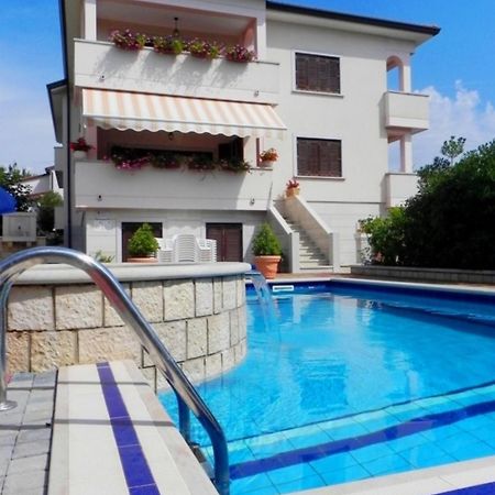 Apartments Villa Mirjam Poreč Exteriör bild