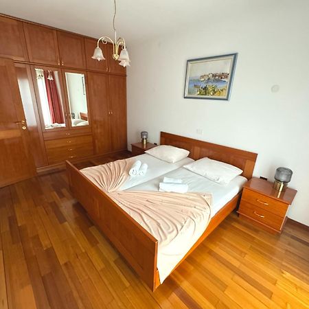 Apartments Villa Mirjam Poreč Exteriör bild