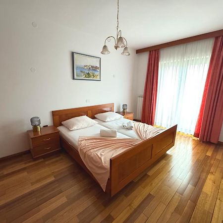 Apartments Villa Mirjam Poreč Exteriör bild